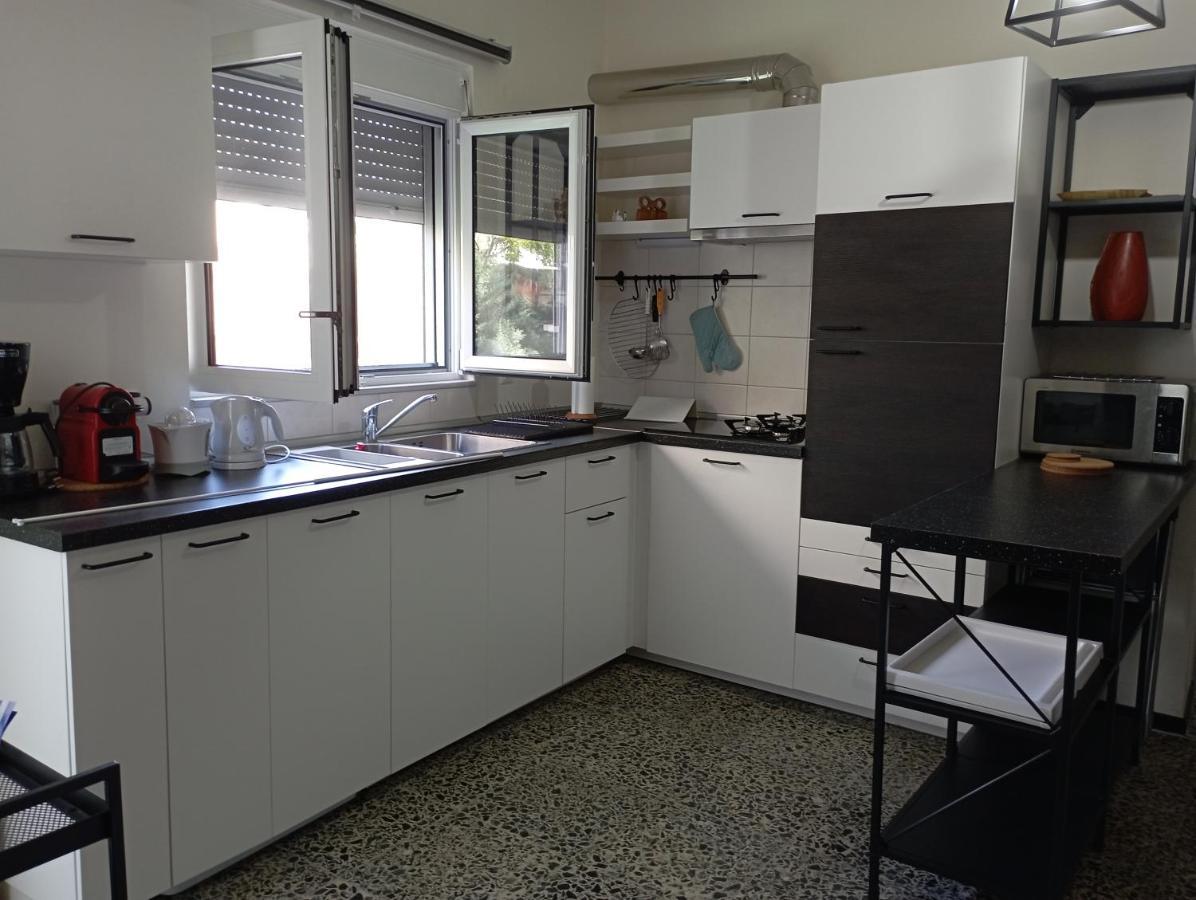 Το Διαμερισμα Τησ Μαιρησ Or Mary'S Apartment Paradeísion Dış mekan fotoğraf